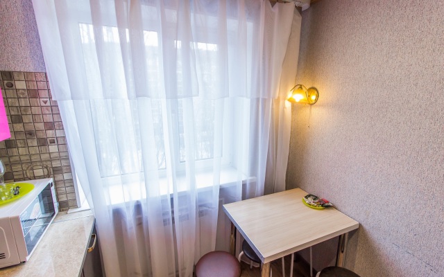 Апартаменты на Хлобыстова 27