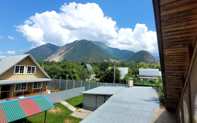 Частный дом Уют горных вершин