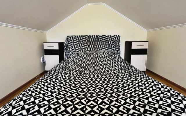 Гостевой дом Загородный таунхаус на берегу собственно водоёма