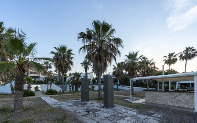 Lara Beach Homes