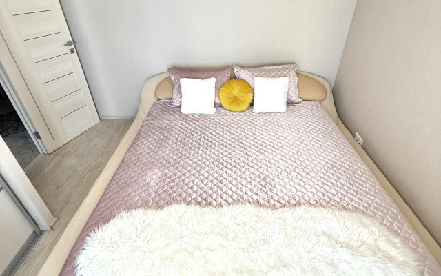 Uyutnaya S Vidom Na Volgu I Volzhskie Parusa Flat