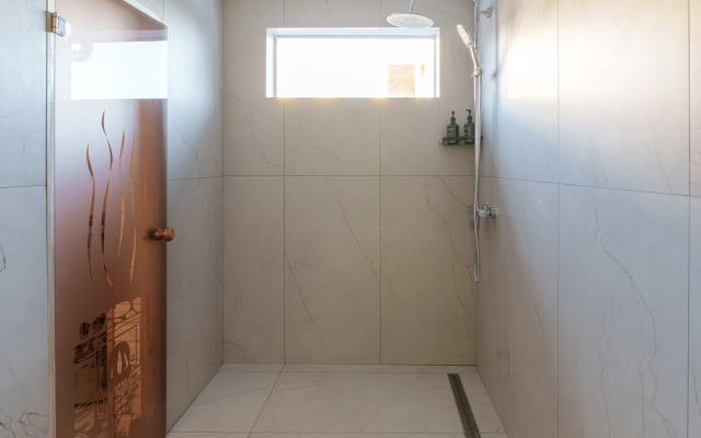 Частный Дом Моя Атмосфера Робуст 83 с Сауной