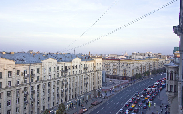 Trekhkomnatnaya Ryadom S Metro Tverskaya Flat