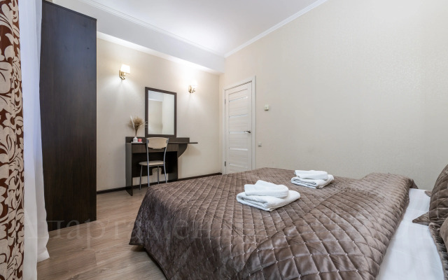 Oplot - S dvumya spal'nyami i vannoj 2 Apartments