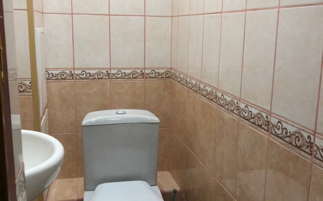 3 Komnatnaya Kvartira Dlya Bolshoy Kompanii Flat