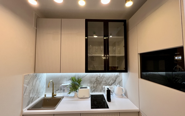 Dizaynerskaya Kvartira V Zhk Rossiyskiy S Panoramnoy Lodzhiey Apartments