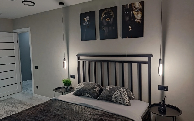 Lyuks na Leninskoy Flat