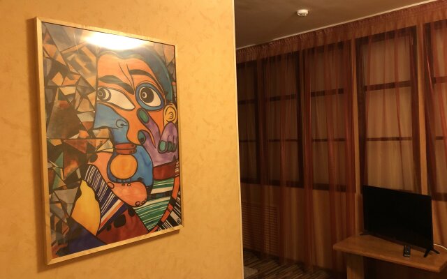 Galery Hotel (Sakura)