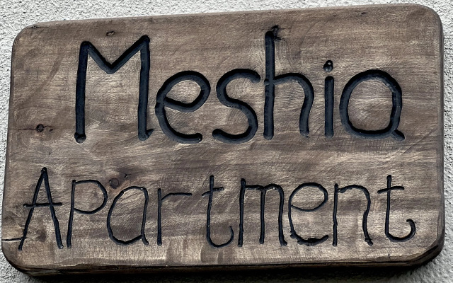 Meshia Apartments