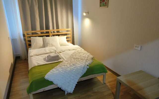 Two-room flat in the very center on Bolnichnaya 13