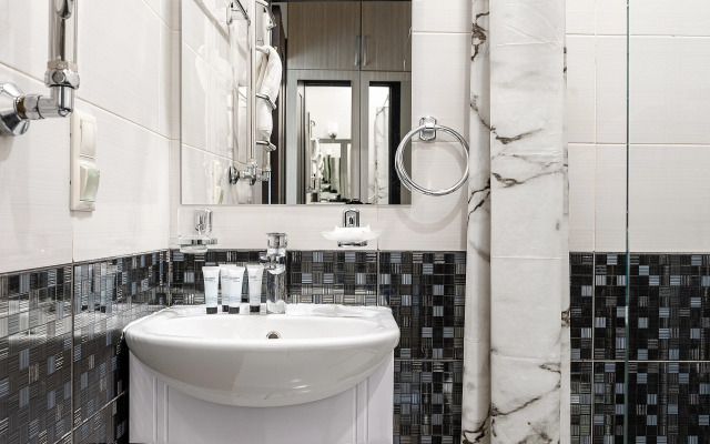 Апартаменты Red Apartments Покровский Парк Амбра