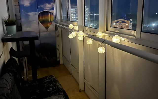 Studiya Lyuks S Dzhakuzi Flat