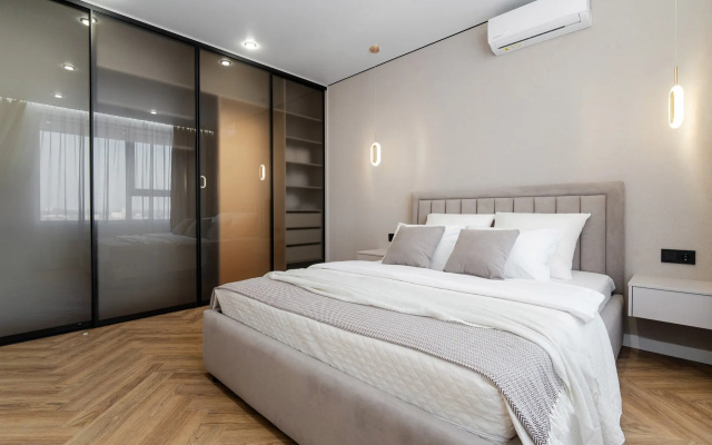 Kvartira Dizajnerskij Apartament V Premium-ZK Radom S G-Drive Arenoj