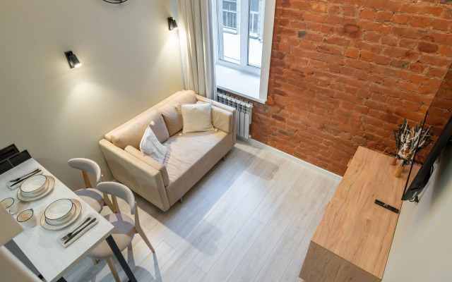 Квартира уютная студия с дизайнерским ремонтом