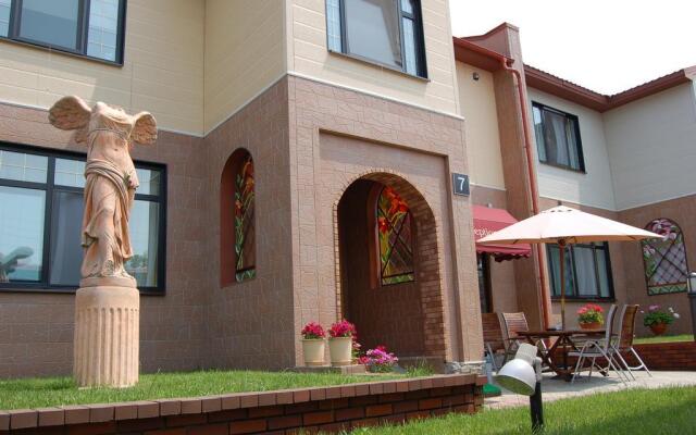 Mitos Hotel