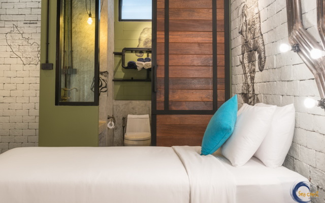 Sea Crest by Jomtien Hotel