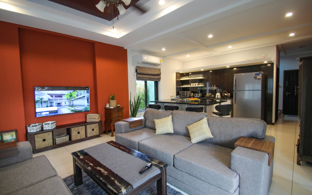 Resona Pool Villa