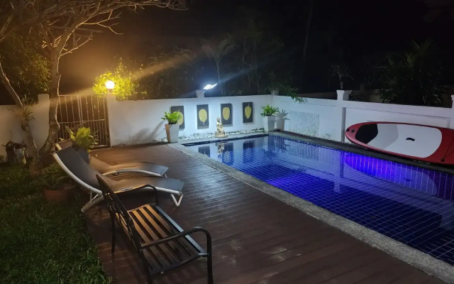 Villa Whitney
