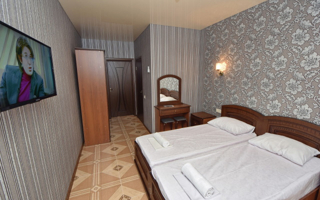 Ahilles Palas Guest house