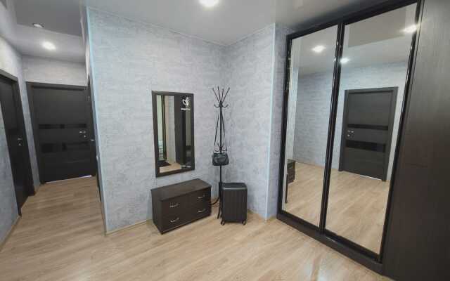 Апартаменты в центре с видом на город 61