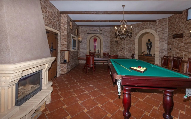 V Orlovke Guest house