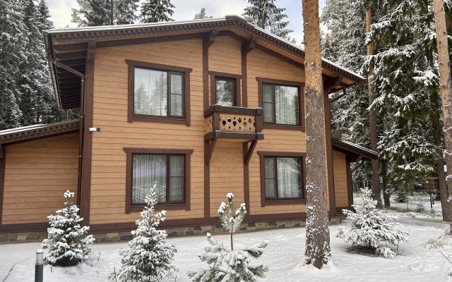 Частный Дом Коттедж Ягодный