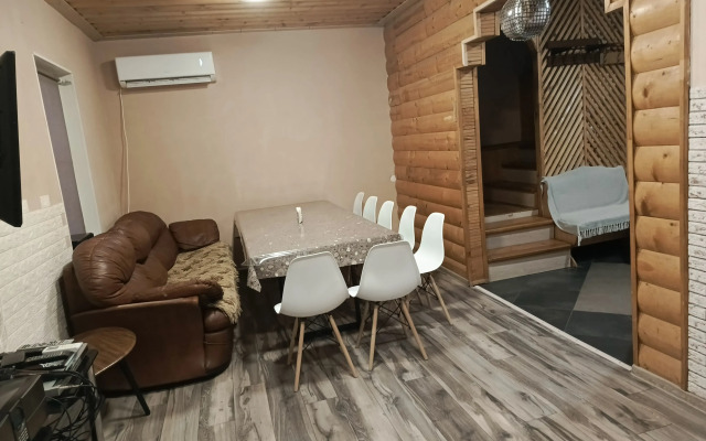 Uyutny Domik v Saratove Private House
