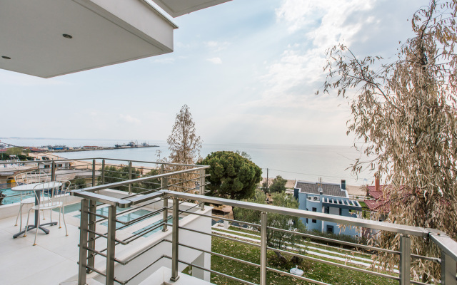 Borealis Sea Front Moudania Villa