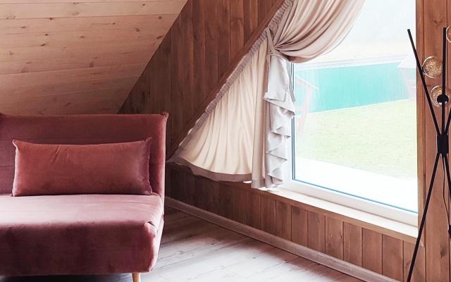 S Bannyim Kompleksom Guest house