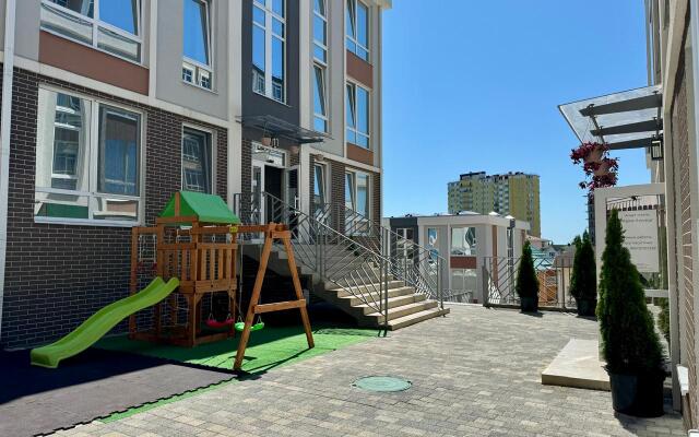 Izumrudnaya 38/1 Flat