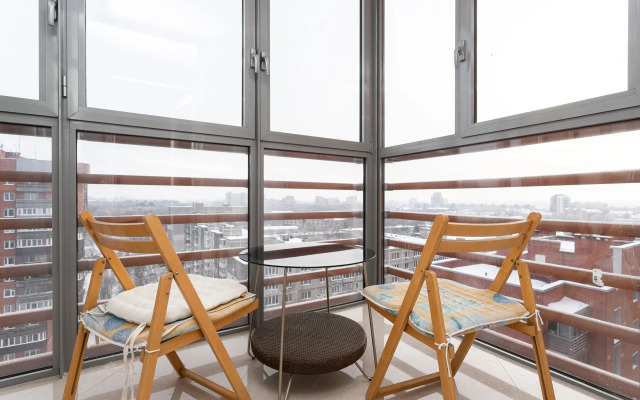 Квартира в центре города с видом на Верхнее озеро