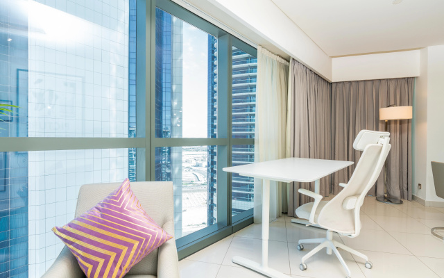 GLOBALSTAY. DAMAC Tower Paramount