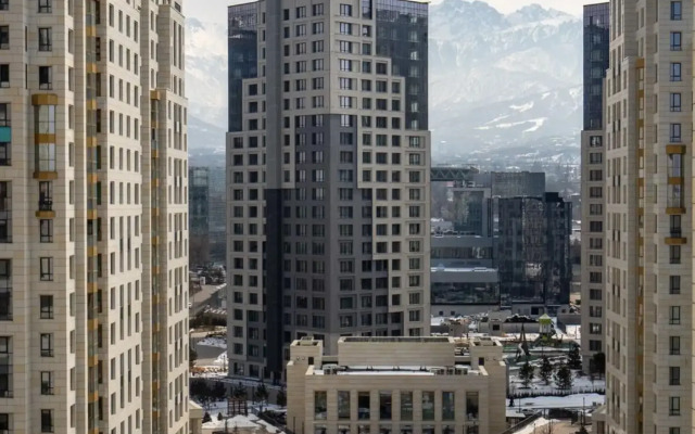 Na Prospekte Seyfullina 574/1/2 Apartment