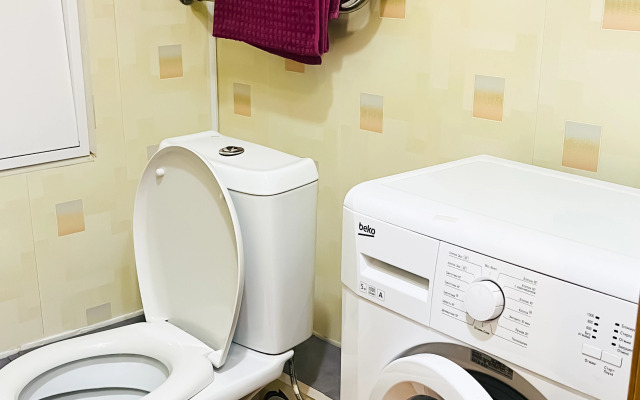 Квартира В 10минутах от площади Победы аэропорта и вокзала.