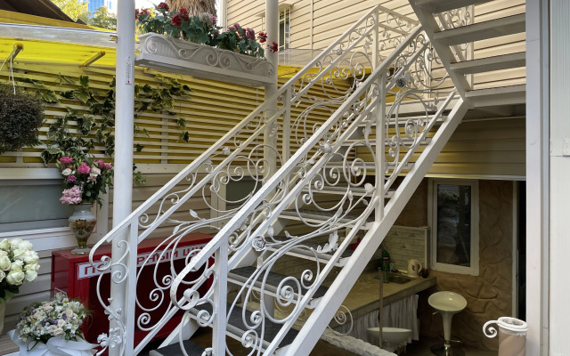 Апартаменты Анита в центре Сочи 9