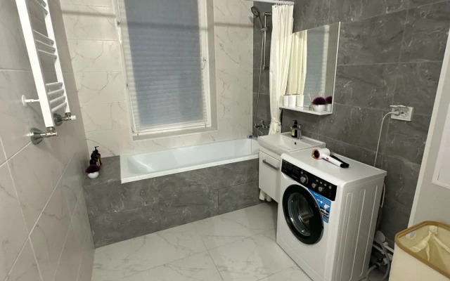 Апартаменты Евротрешка у метро Большевиков