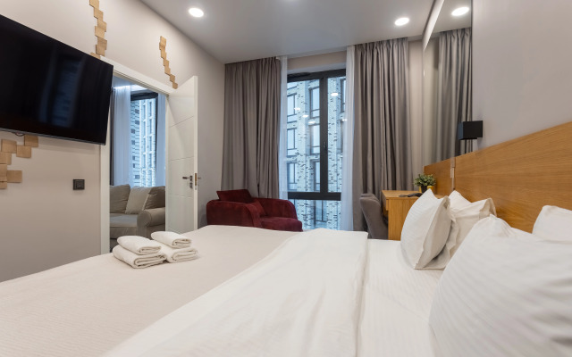 Апартаменты дизайнерские на 37 этаже