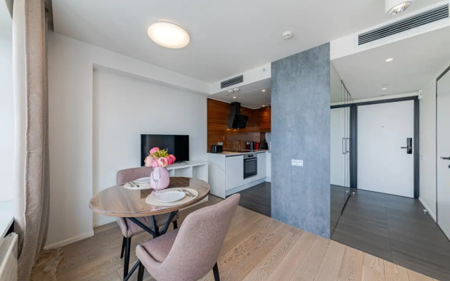 Апартаменты Нежная видовая студия Smart Host