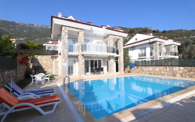 Rena Villaları - Spacious and Private Pool Villa in Oludeniz Villa