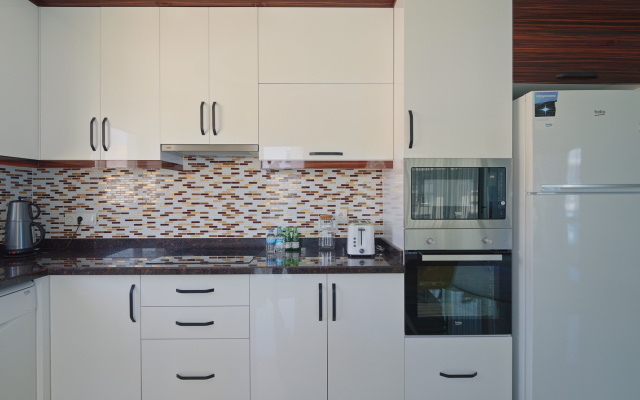Na Pervoy Linii Morya Yekta Queen Apartments