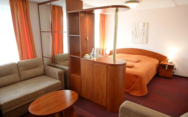 Turist Hotel