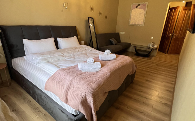 Отель Old Tbilisi 5 rooms