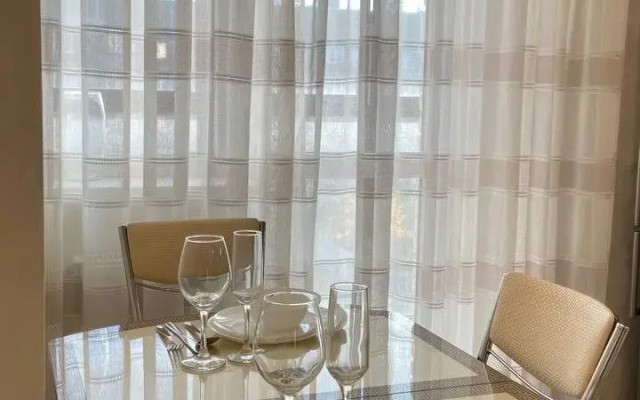 Na Tikhoretskoy Flat
