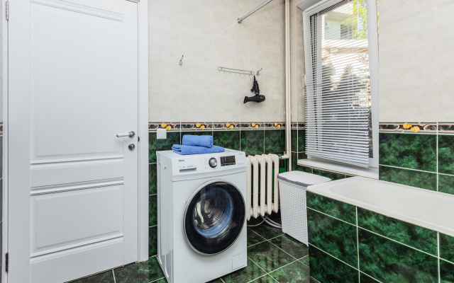 S Basseynom Apartments