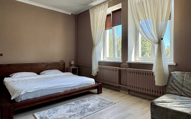 Apartamenty Shikarnaya Uyutnaya Treshka Vozle Ploschad Pobedy