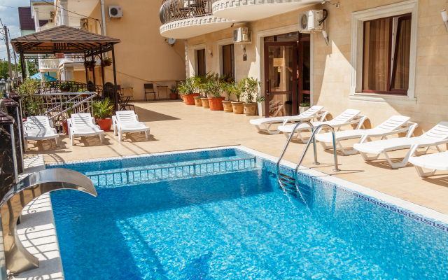 Natalya Guest House