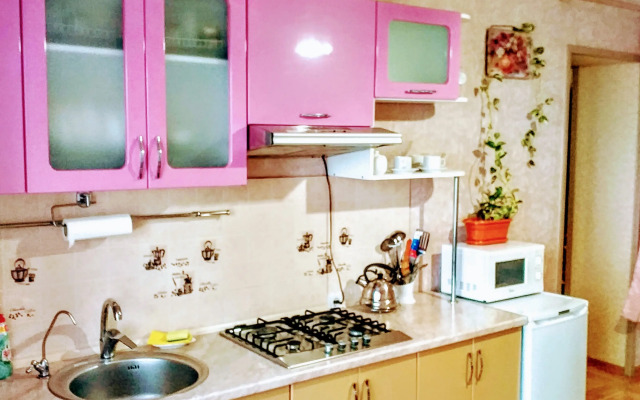 Uyutnaya kvartira Flat