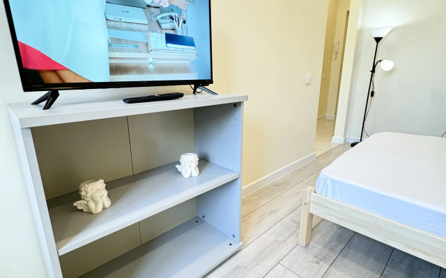 S zaseleniem 24/7 luchshiy servis posutochno 50 Flat