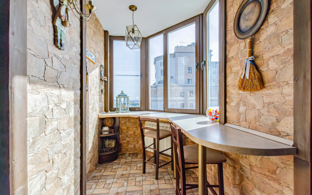 Rustic Luxe in Heart of Kazan Flat