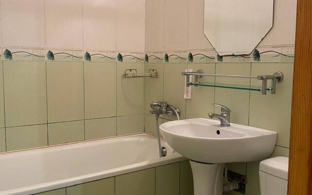 S San Uzlom Na Etazhe Flat